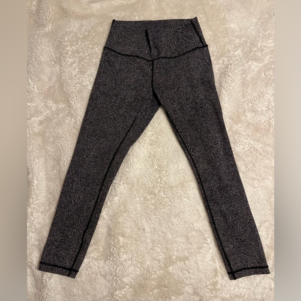 Lululemon Wunder Under Pant Line Up White Black Low Rise Leggings Size 8